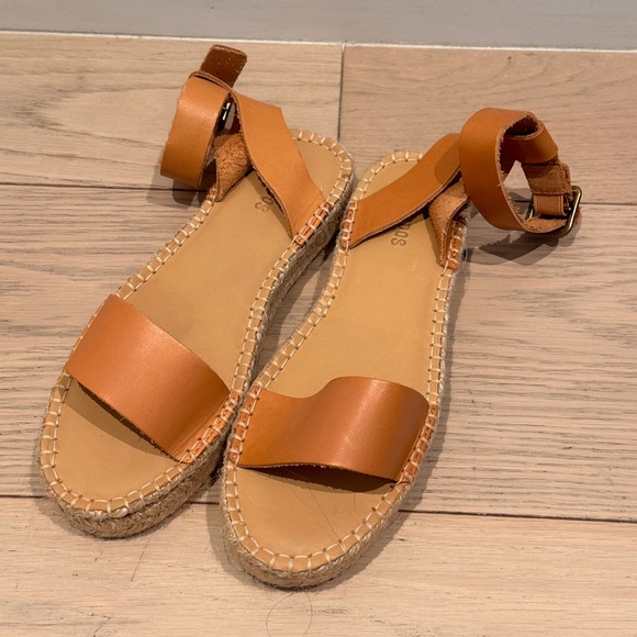 NWOT Soludos Flatform Cadiz Sandals - Picture 3 of 4